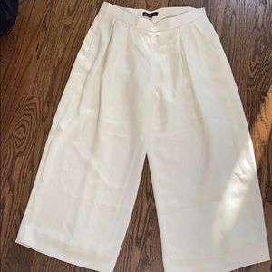 Banana republic size 4 off white pants